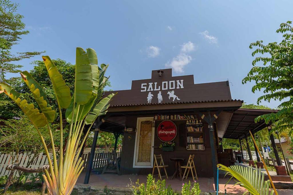 Cowboy Farm Resort Pattaya Ban Huai Yai Exteriör bild